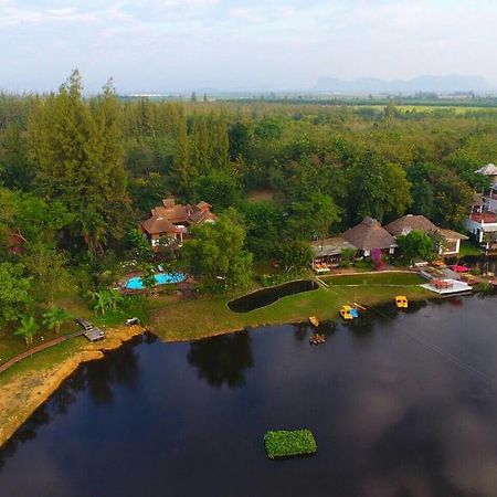 Golden Lake View Boutique Resort Kanchanaburi City Exterior photo